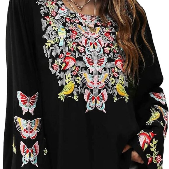 Butterfly Embroidered Blouse - Picture 2 of 7